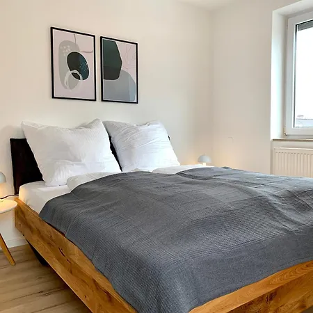 Modern 2-bedroom Near Messe 2-4 Guests Apartment Augsburg