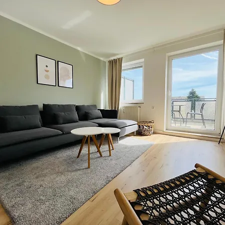 Modern 2-bedroom Near Messe 2-4 Guests