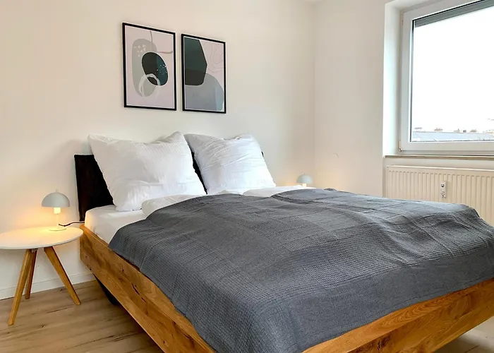 Modern 2-bedroom Near Messe 2-4 Guests Apartamento Augsburg